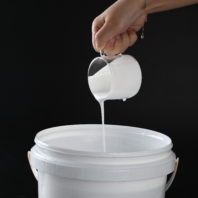 Vide formant l'adhésif de stratification de dispersion de polyuréthane de colle pour le travail du bois
